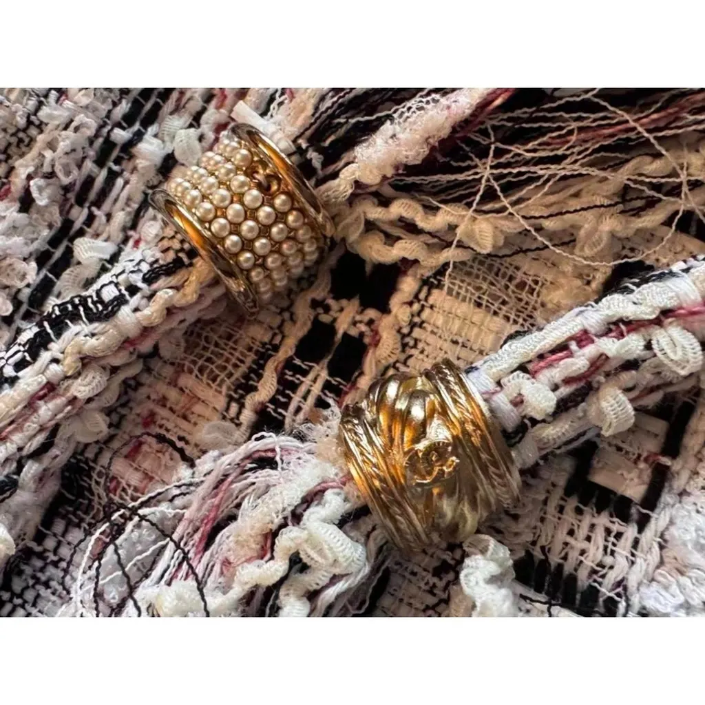 Chanel Tweed Dress MultiColor Tweed Very good - Model View