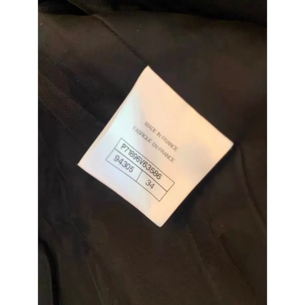 Chanel La Petite Veste Noire Black Tweed Jacket Black Tweed Very good - Box View