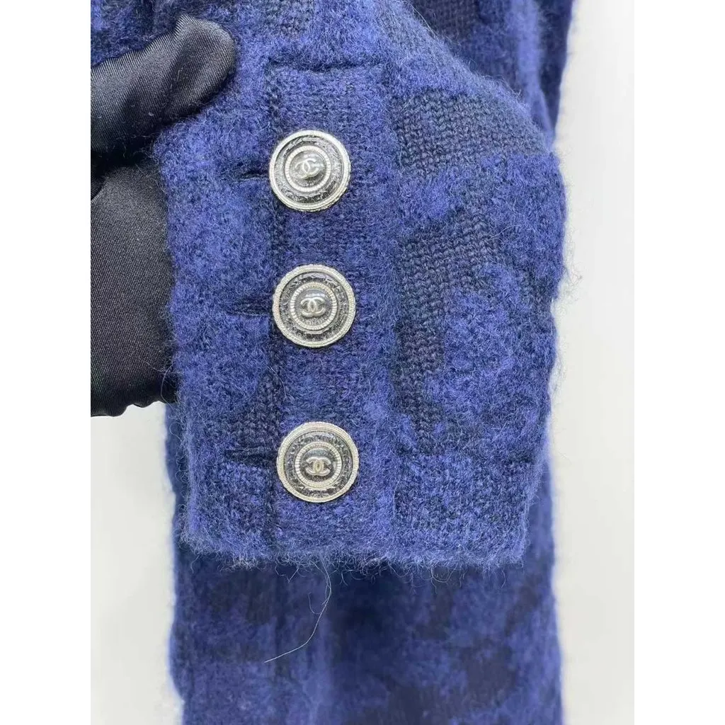 Chanel Cashmere Coat MultiColor Cashmere Very good - Model View