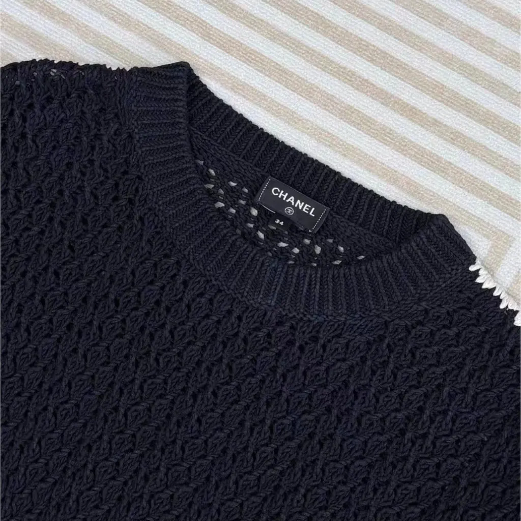 Chanel Black Silk Knitwear Black Silk Very good - Back View