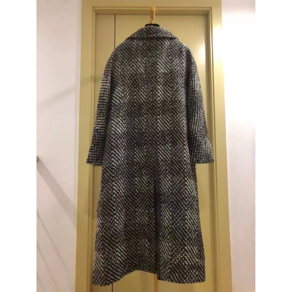 Chanel Wool Coat MultiColor Wool Very good - Back View