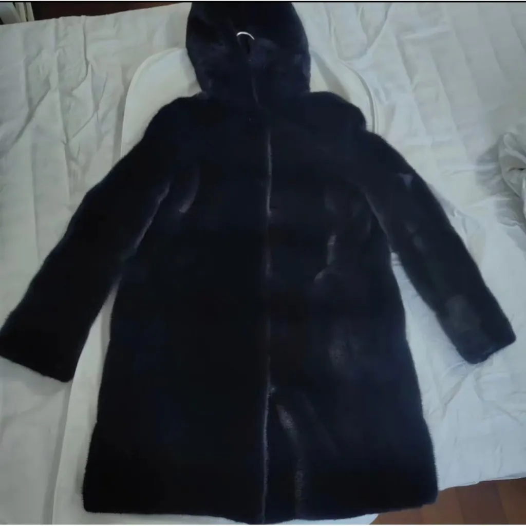 Dior Navy Mink Coat Navy Very good - Model View