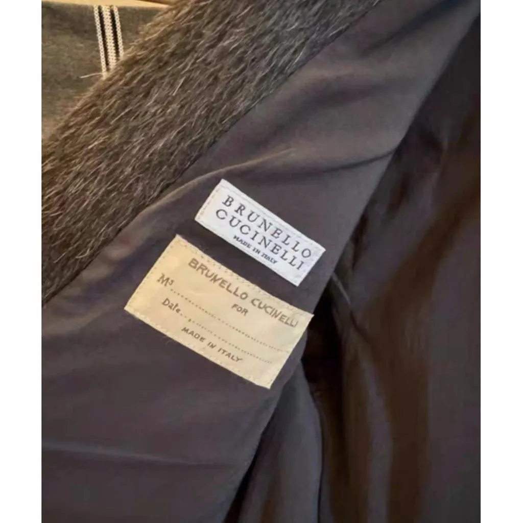 Brunello Cucinelli Grey Wool Coat Grey Wool Very good - Model View