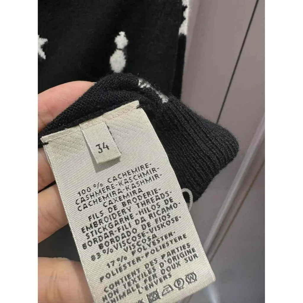 Hermes Black Cashmere Knitwear Black Cashmere Very good - Box View
