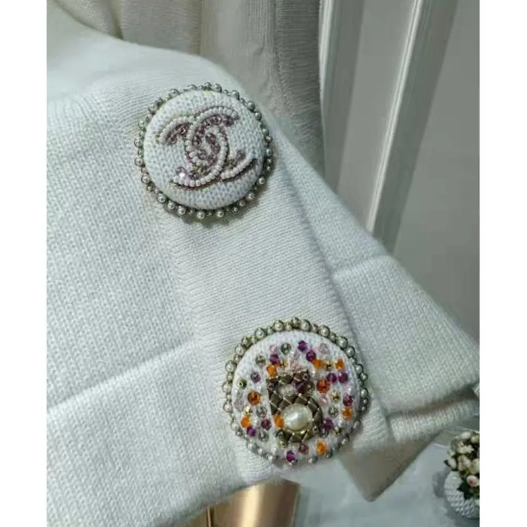 Chanel White Cashmere Knitwear White Cashmere Very good - Back View