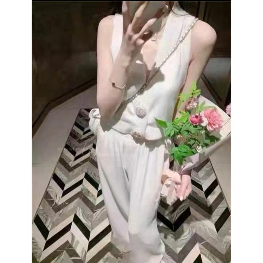 Chanel White Cashmere Knitwear White Cashmere Very good - Box View