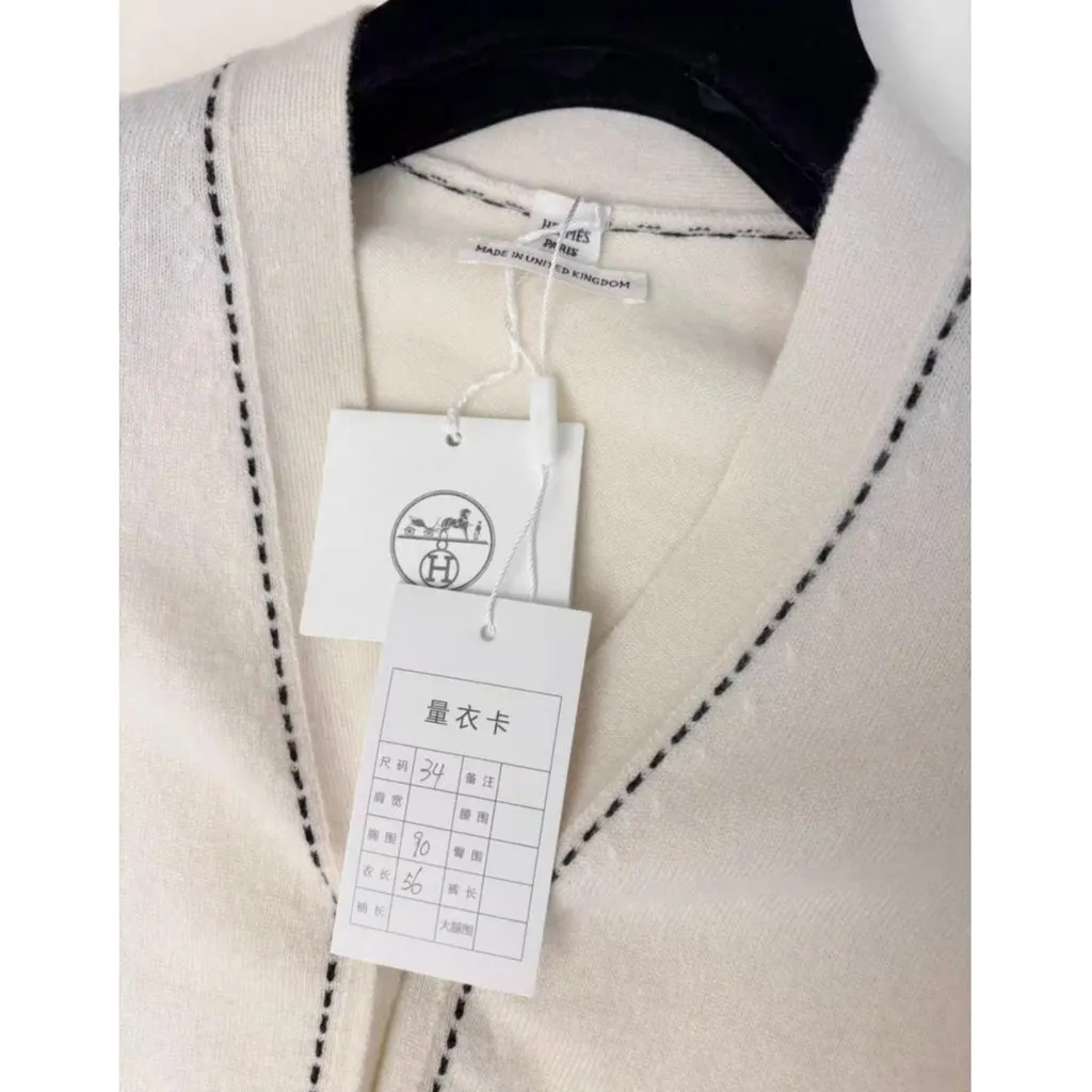 Hermes Cashmere Knitwear MultiColor Cashmere Never worn, with tag - Inside View