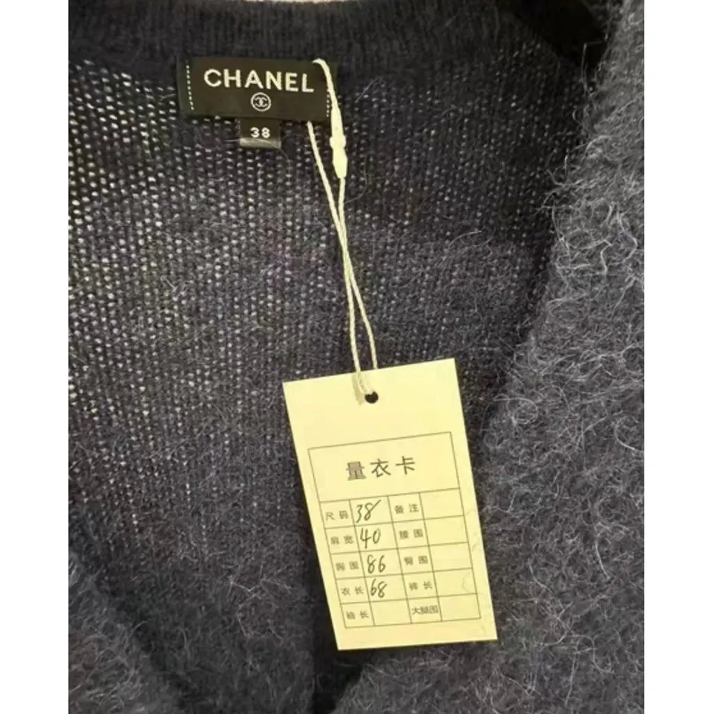 Chanel Navy Wool Knitwear Navy Wool Very good - Box View