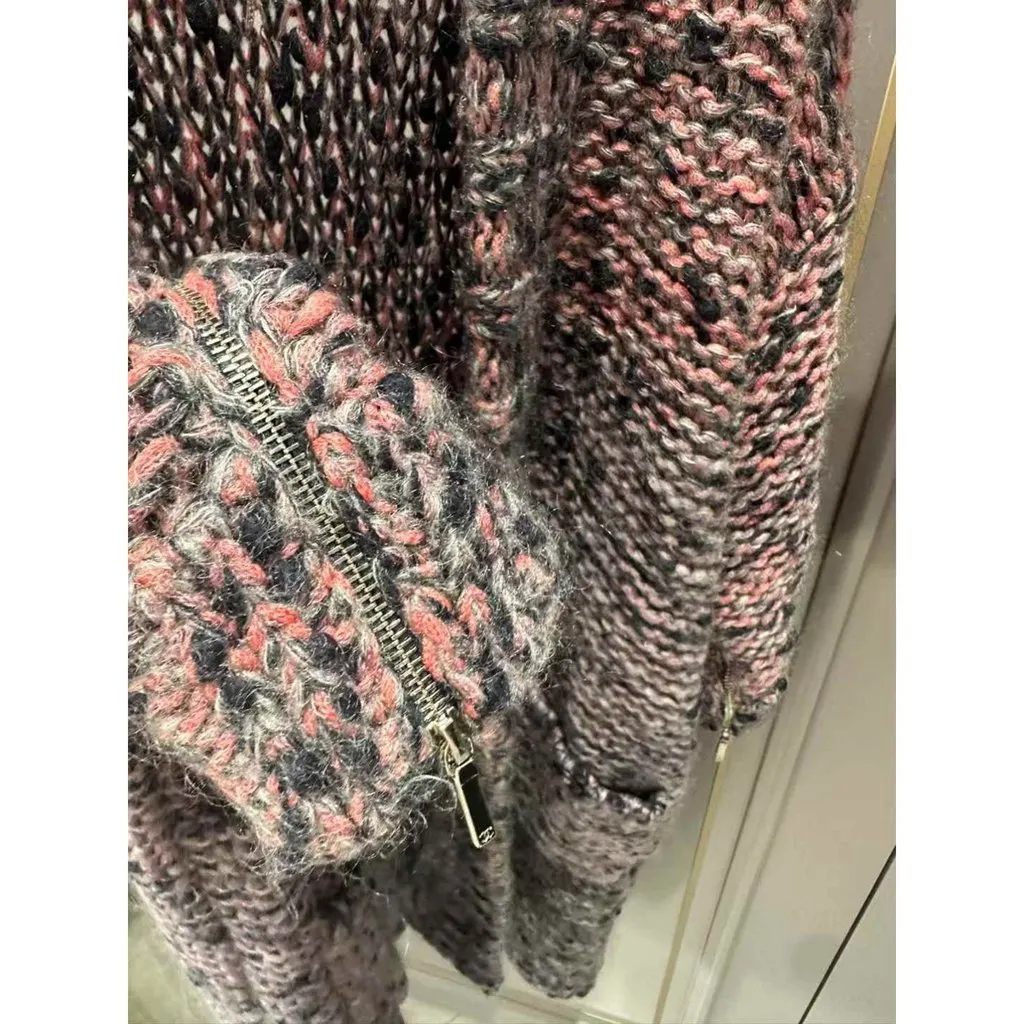 Chanel Wool Knitwear MultiColor Wool Very good - Model View