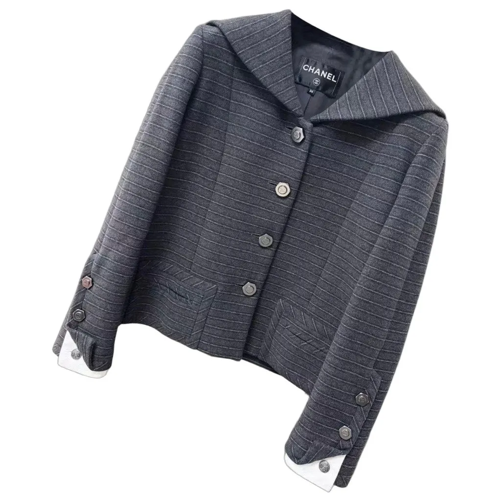 Chanel La Petite Veste Noire Cashmere Jacket MultiColor Cashmere Very good - Front View