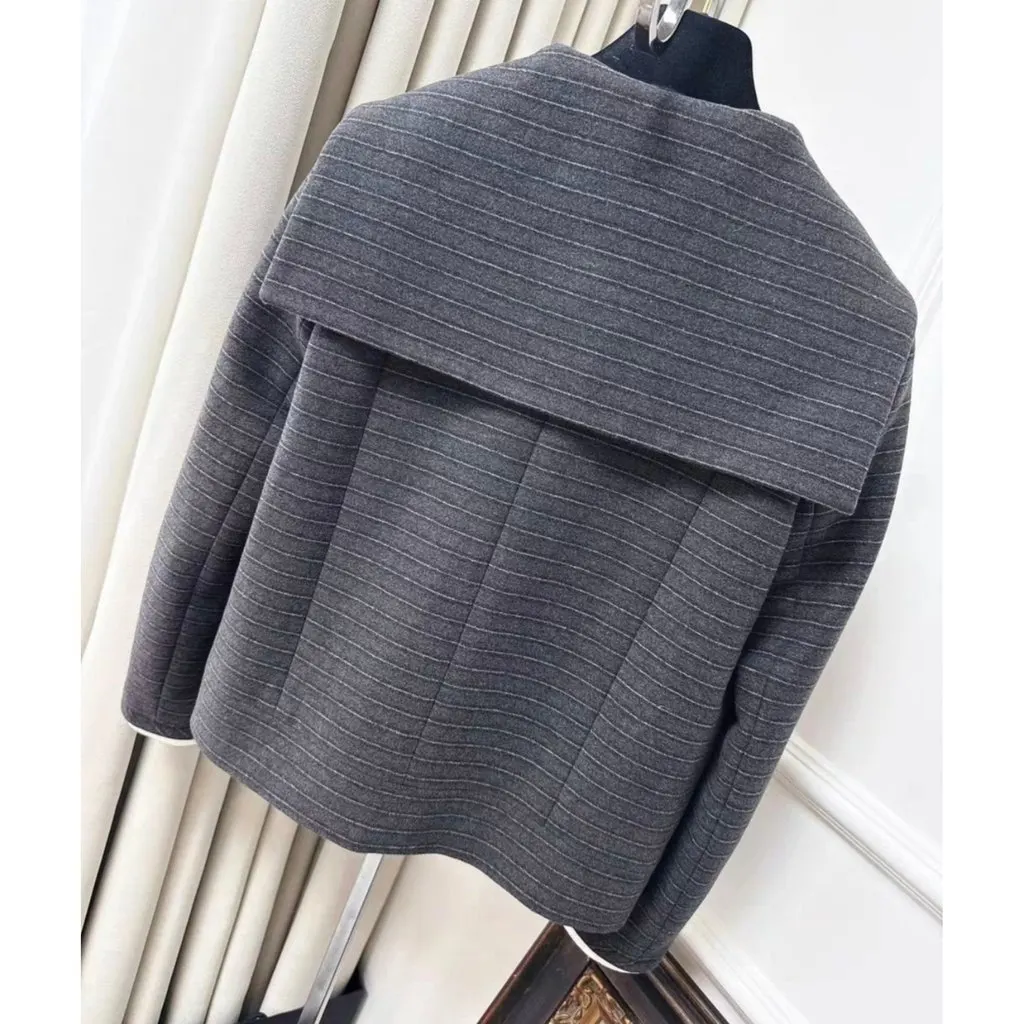 Chanel La Petite Veste Noire Cashmere Jacket MultiColor Cashmere Very good - Back View
