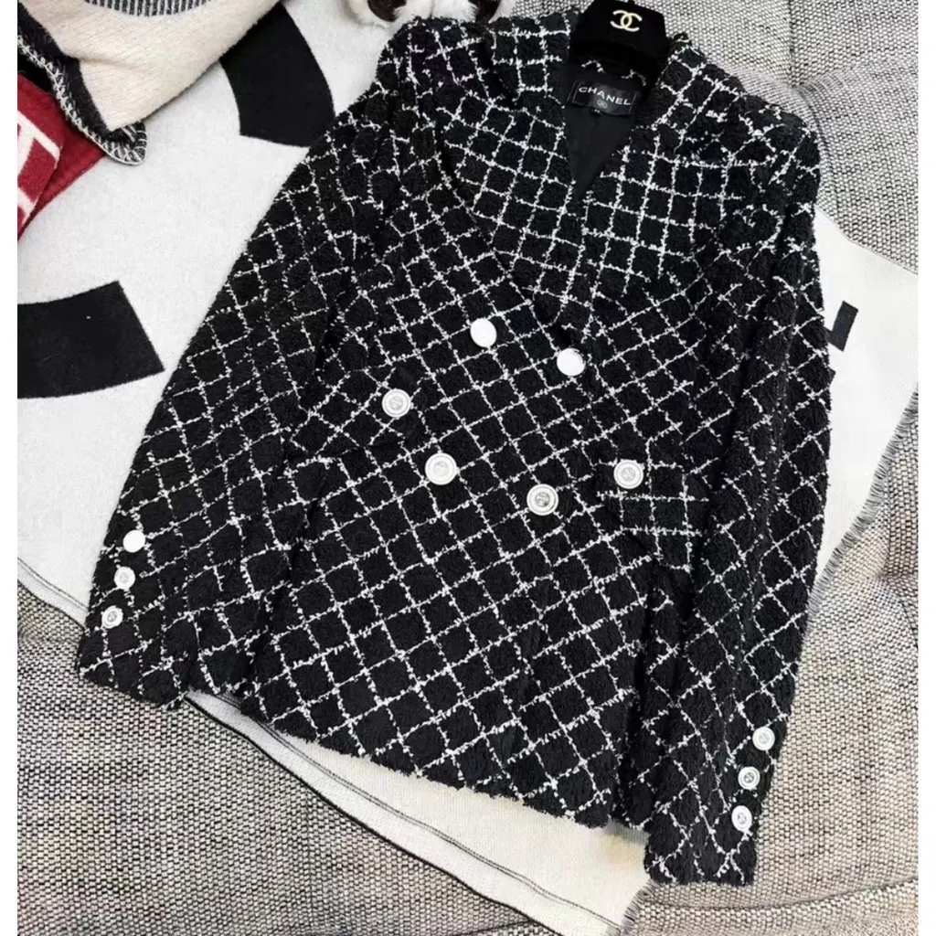 Chanel La Petite Veste Noire Tweed Jacket MultiColor Tweed Very good - Inside View