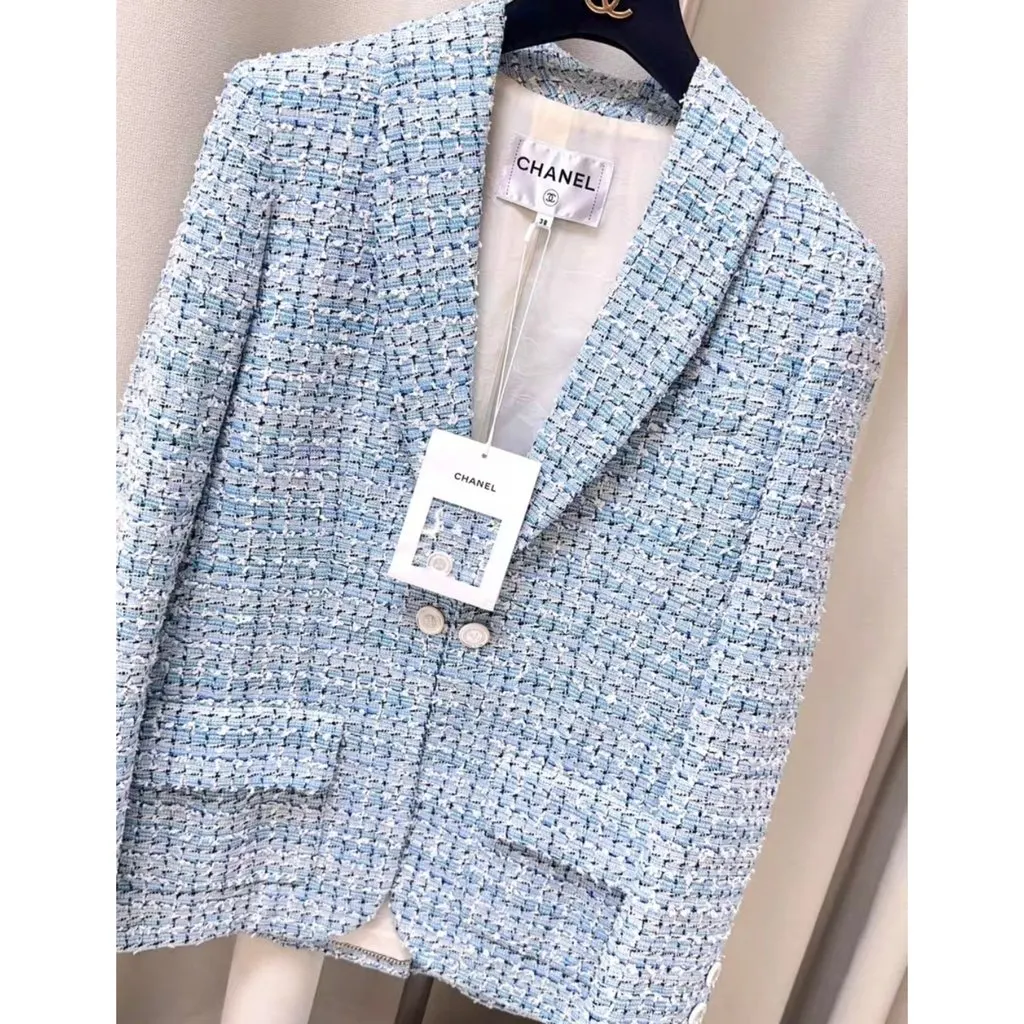 Chanel La Petite Veste Noire Linen Jacket MultiColor Linen Never worn, with tag - Back View