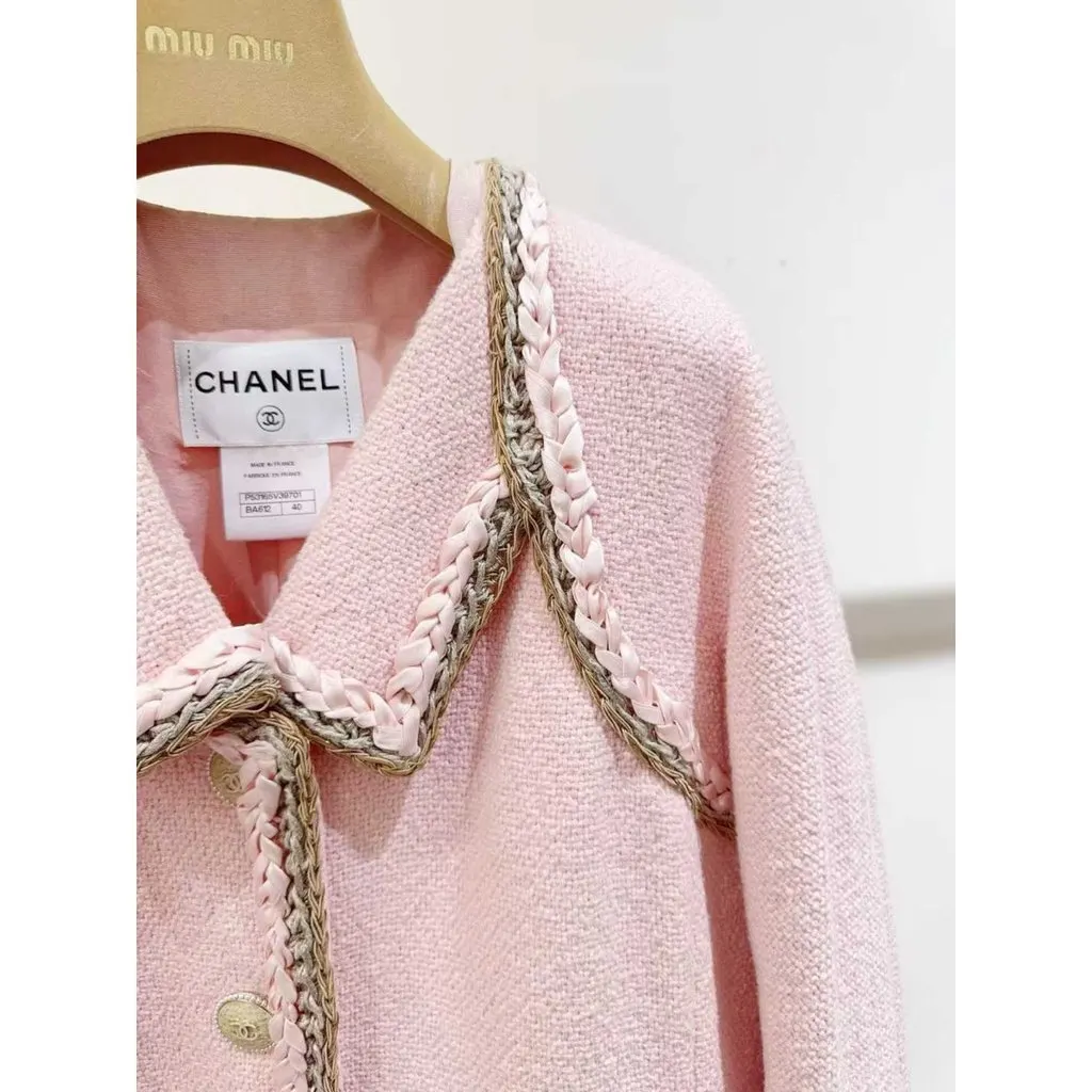 Chanel La Petite Veste Noire Tweed Jacket MultiColor Tweed Very good - Box View