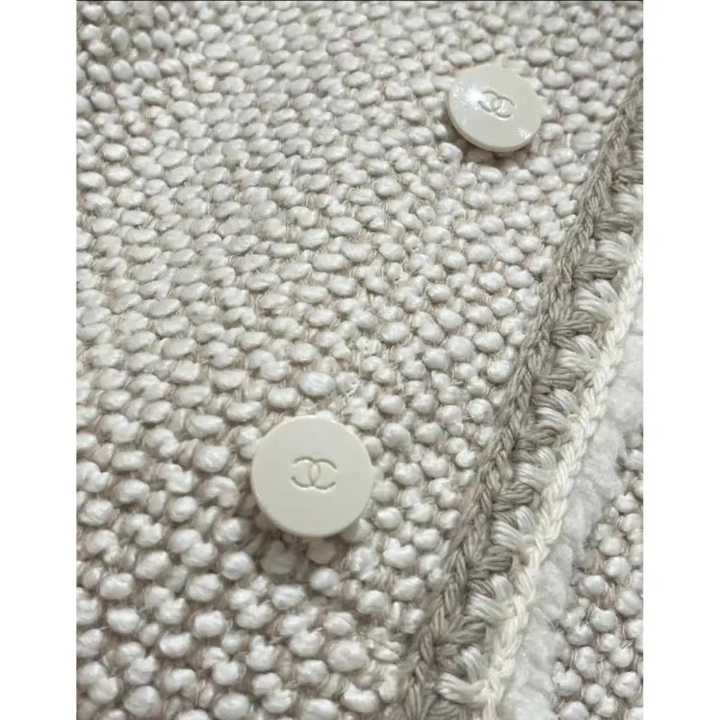 Chanel Wool Coat MultiColor Wool Very good - Inside View