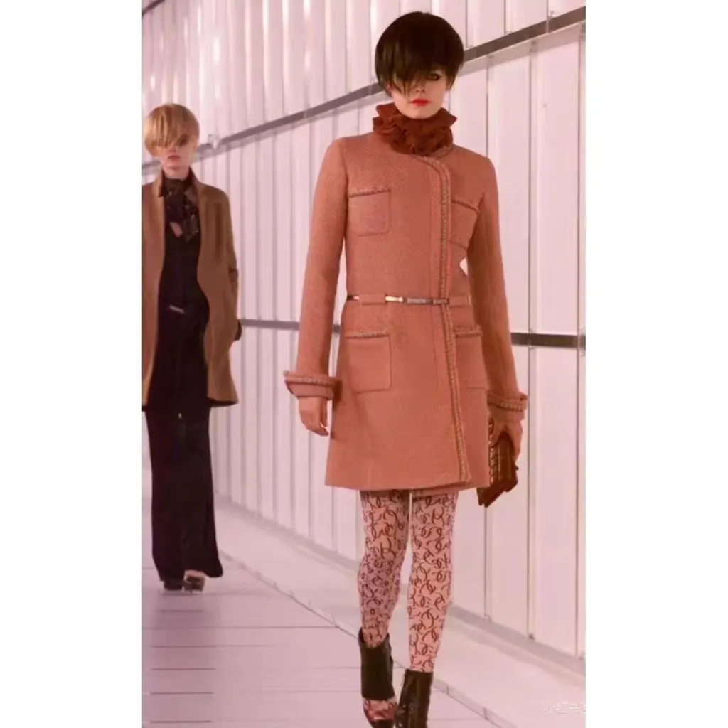 Chanel Wool Coat MultiColor Wool Very good - Model View