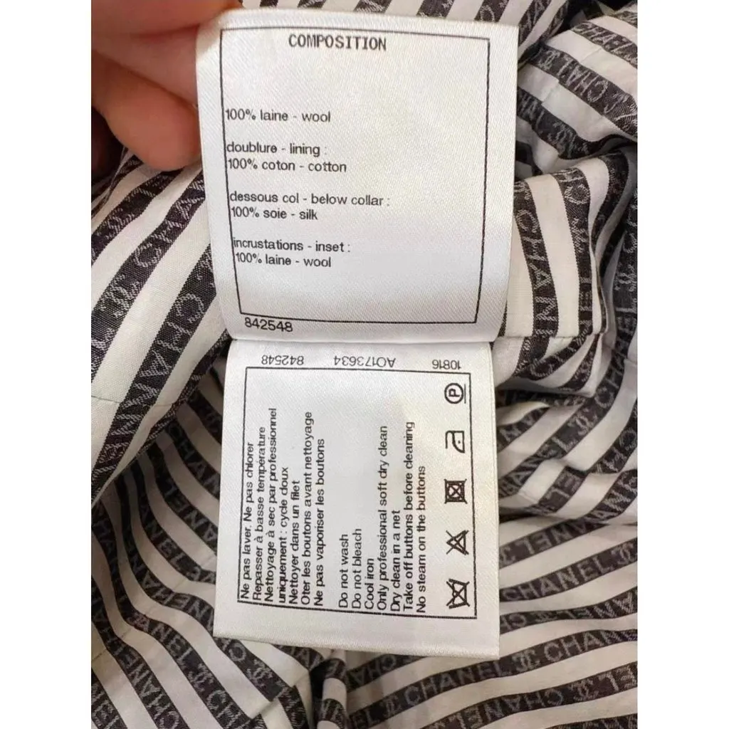 Chanel Wool Coat MultiColor Wool Very good - Model View