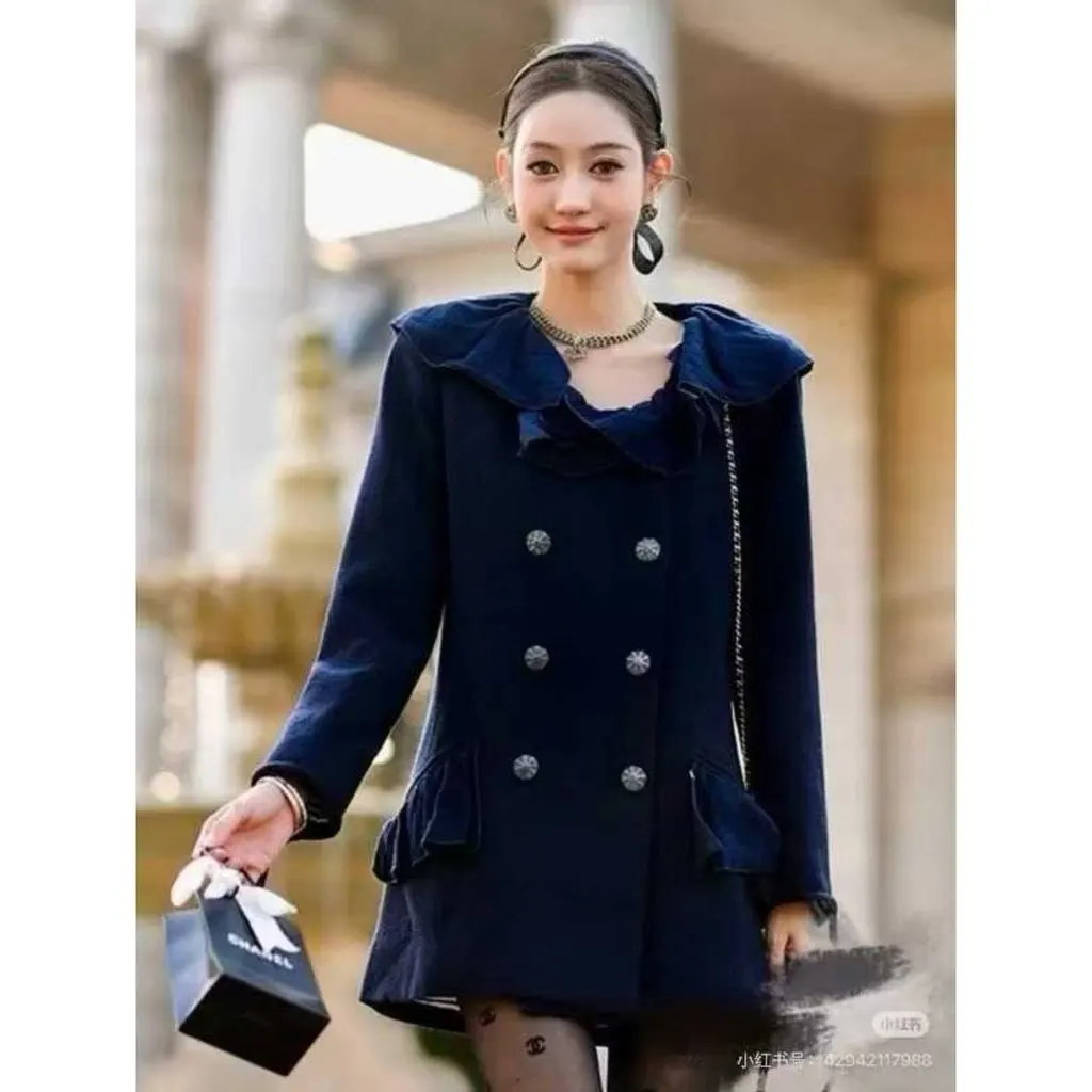 Chanel Wool Coat MultiColor Wool Very good - Box View