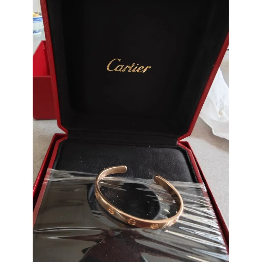 Cartier Love Pink Gold Bracelet MultiColor Very good - Model View