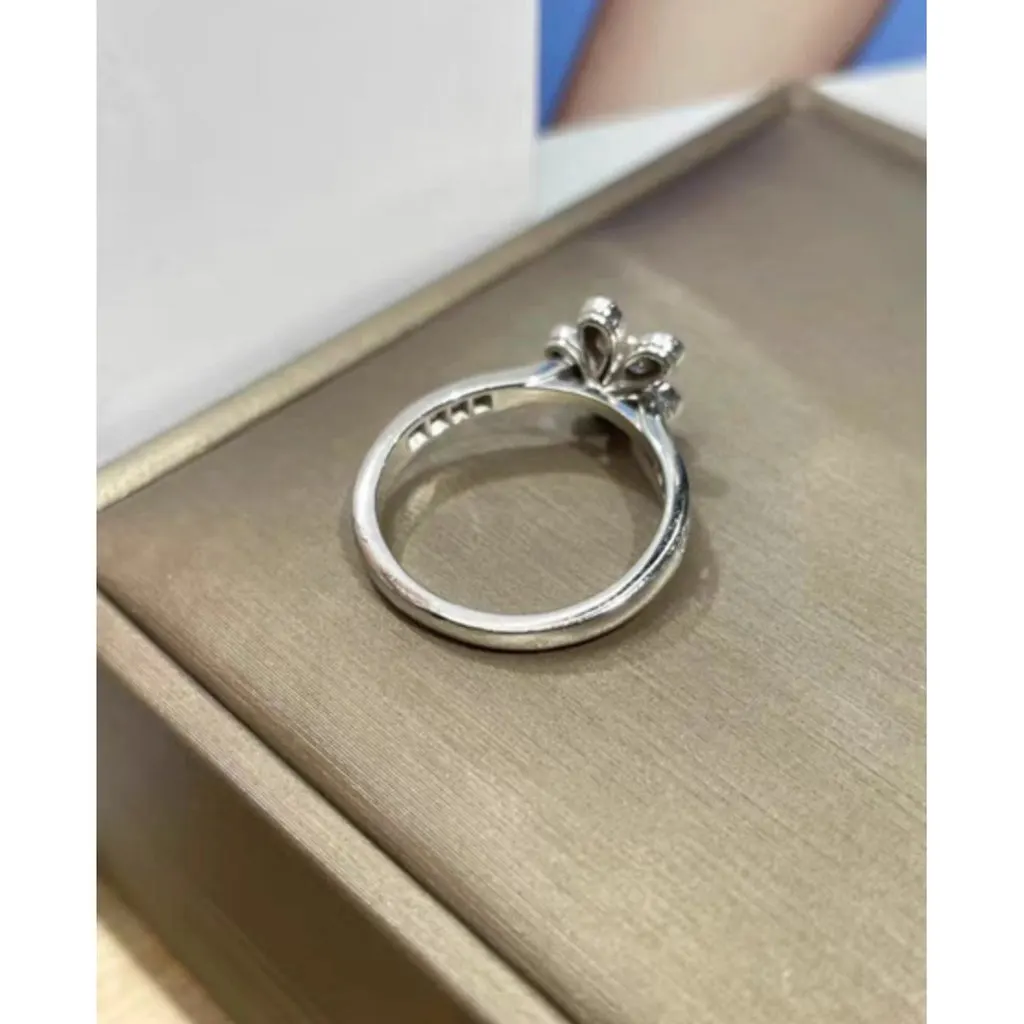 Van Cleef & Arpels Socrate White Gold Ring MultiColor White Gold Very good - Inside View