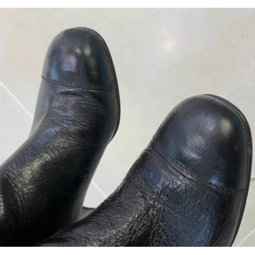 Chanel Black Leather Boots Black Leather Very good - Inside View