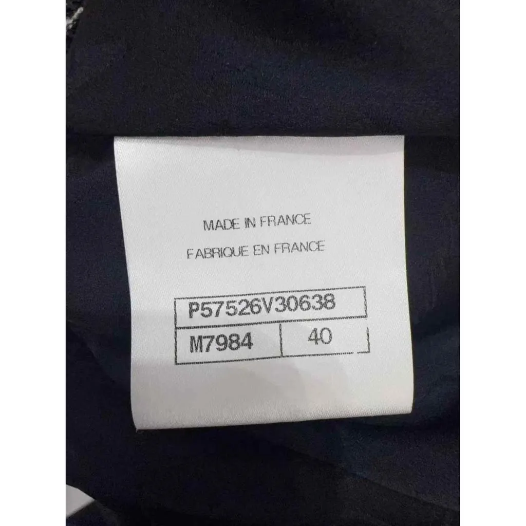 Chanel La Petite Veste Noire Black Tweed Jacket Black Tweed Very good - Box View