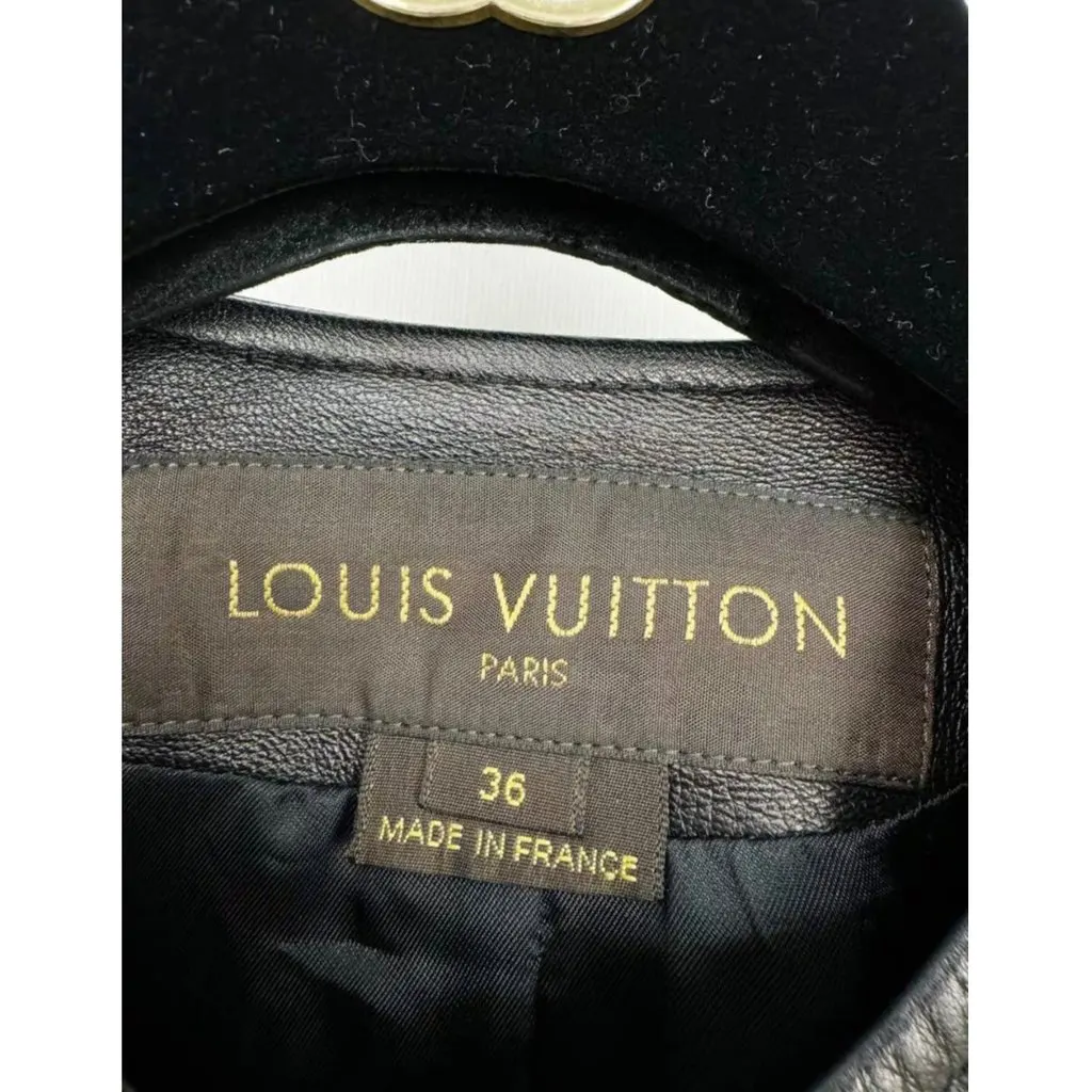 Louis Vuitton Black Leather Jacket Black Leather Very good - Model View