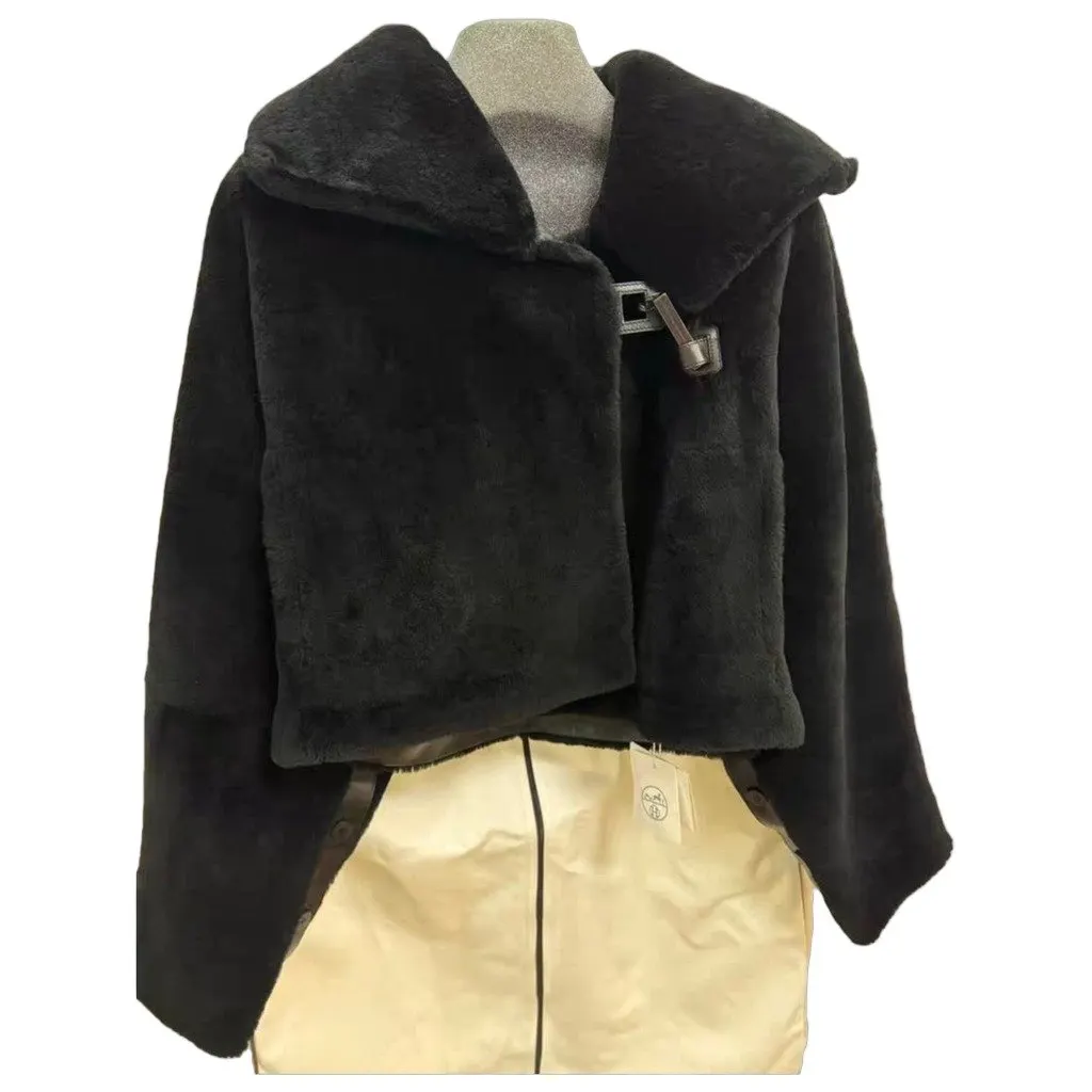 Hermes Black Shearling Coat Black Shearling Never worn, with tag - Front View