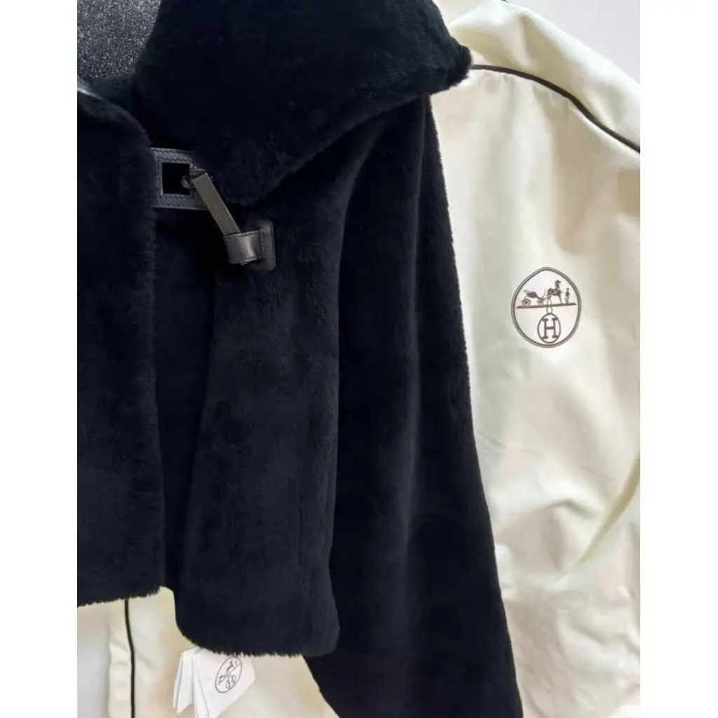 Hermes Black Shearling Coat Black Shearling Never worn, with tag - Back View
