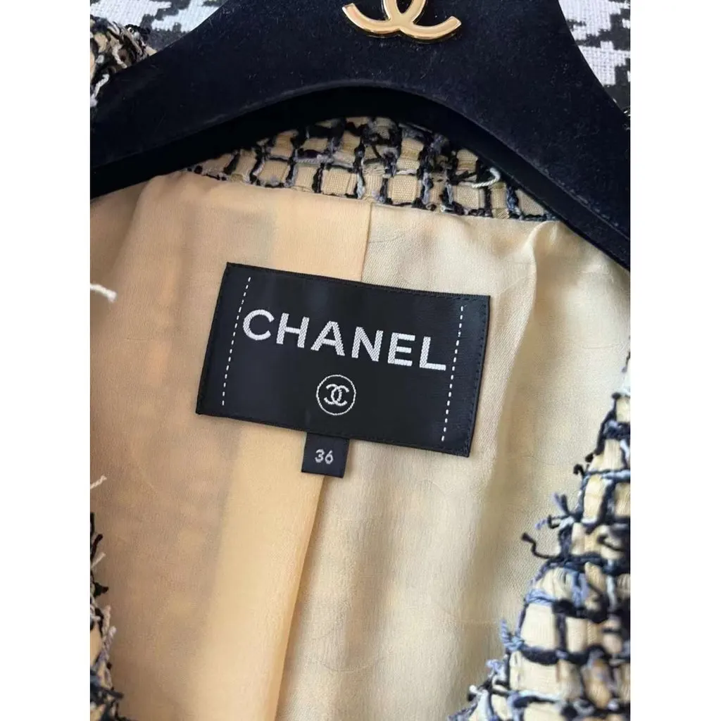 Chanel Tweed Coat MultiColor Tweed Very good - Inside View