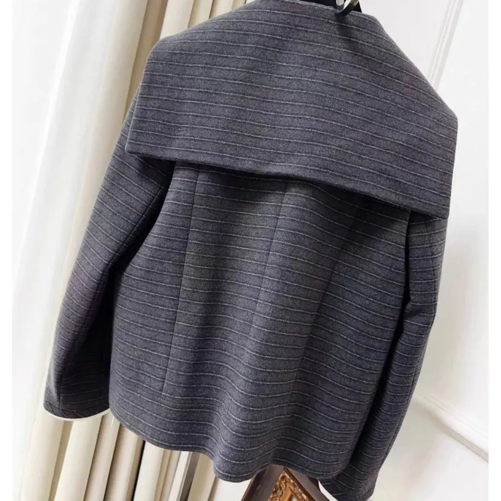Chanel La Petite Veste Noire Cashmere Jacket MultiColor Cashmere Very good - Back View