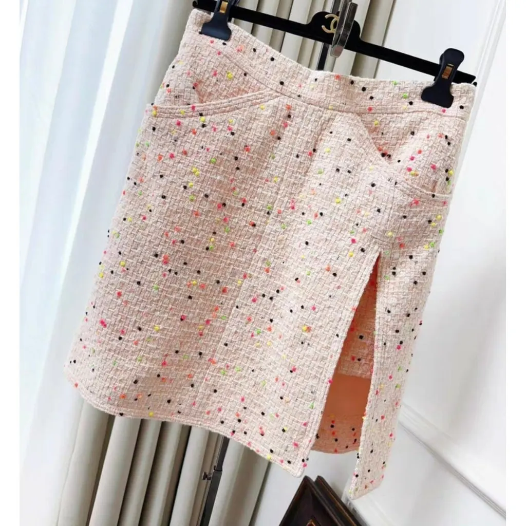 Chanel Pink Tweed Skirt Pink Tweed Very good - Inside View