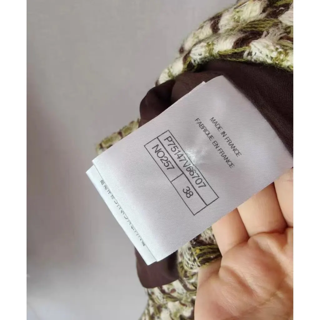 Chanel La Petite Veste Noire Wool Jacket MultiColor Wool Never worn, with tag - Model View