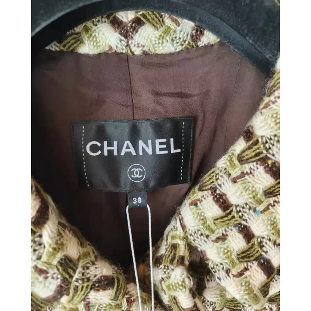 Chanel La Petite Veste Noire Wool Jacket MultiColor Wool Never worn, with tag - Box View