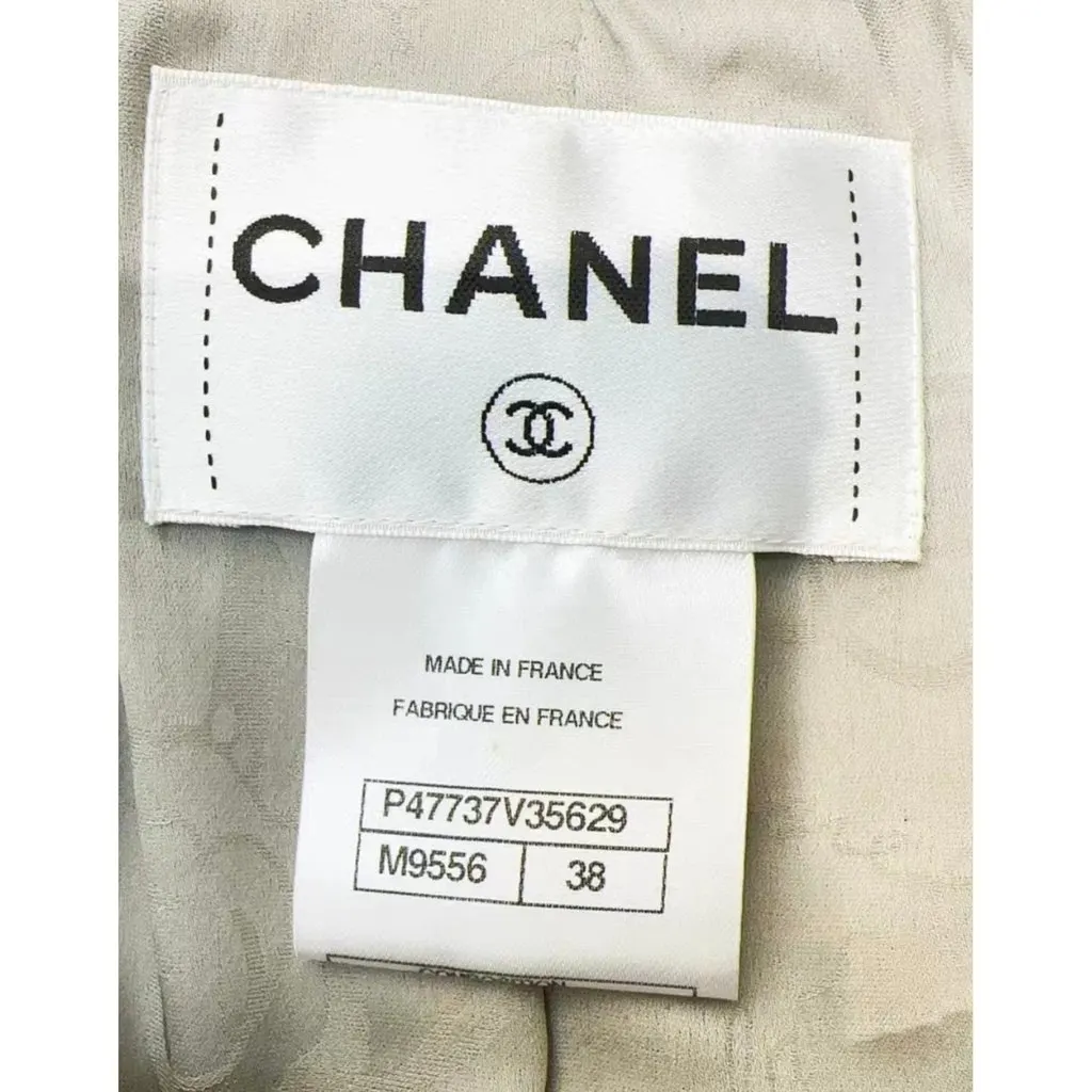 Chanel La Petite Veste Noire Cotton Jacket MultiColor Cotton Very good - Box View