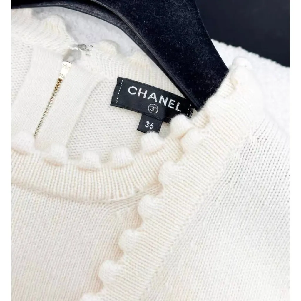 Chanel Cashmere Knitwear MultiColor Cashmere Very good - Box View