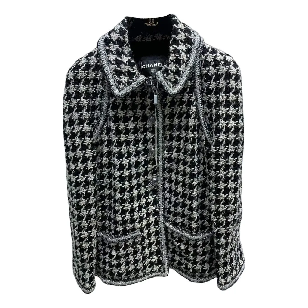 Chanel La Petite Veste Noire Tweed Jacket MultiColor Tweed Very good - Front View