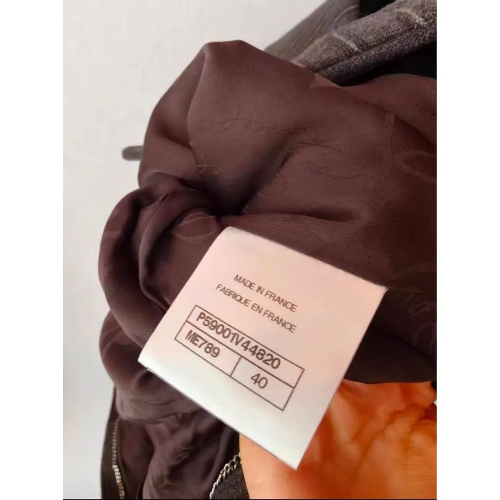 Chanel La Petite Veste Noire Cashmere Jacket MultiColor Cashmere Very good - Box View