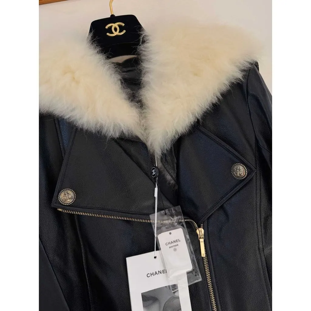 Chanel Black Leather Jacket Black Leather Never worn, with tag - Inside View