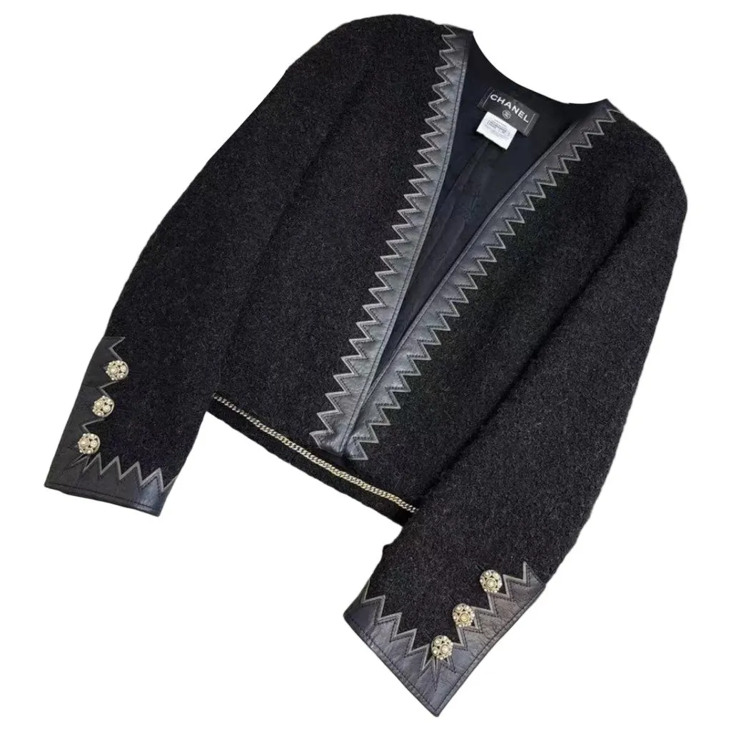 Chanel La Petite Veste Noire Wool Jacket MultiColor Wool Very good - Front View