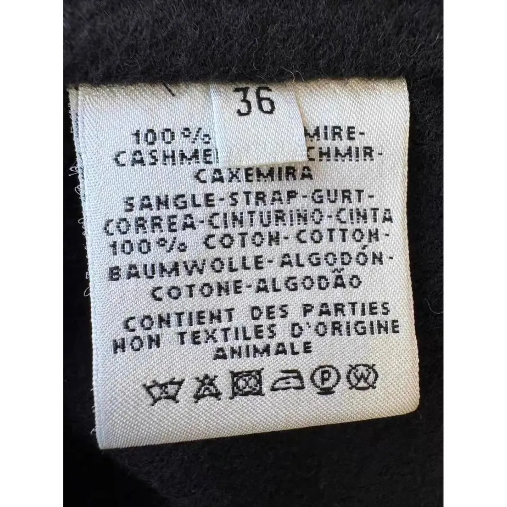 Hermes Black Cashmere Coat Black Cashmere Very good - Model View