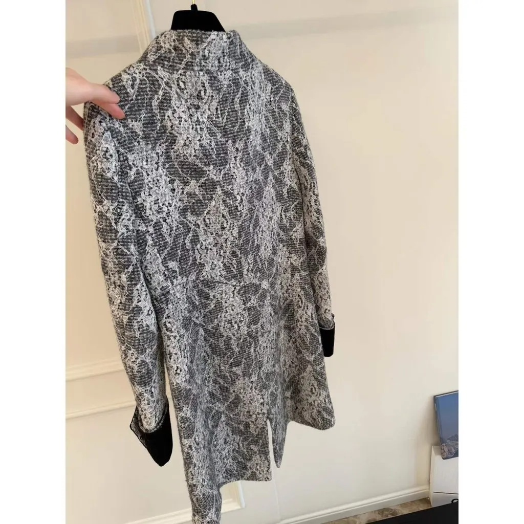 Chanel La Petite Veste Noire Tweed Jacket MultiColor Tweed Very good - Inside View