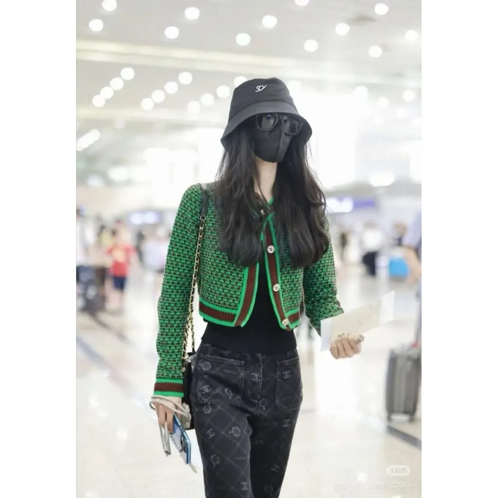 Chanel Cashmere Knitwear MultiColor Cashmere Very good - Back View