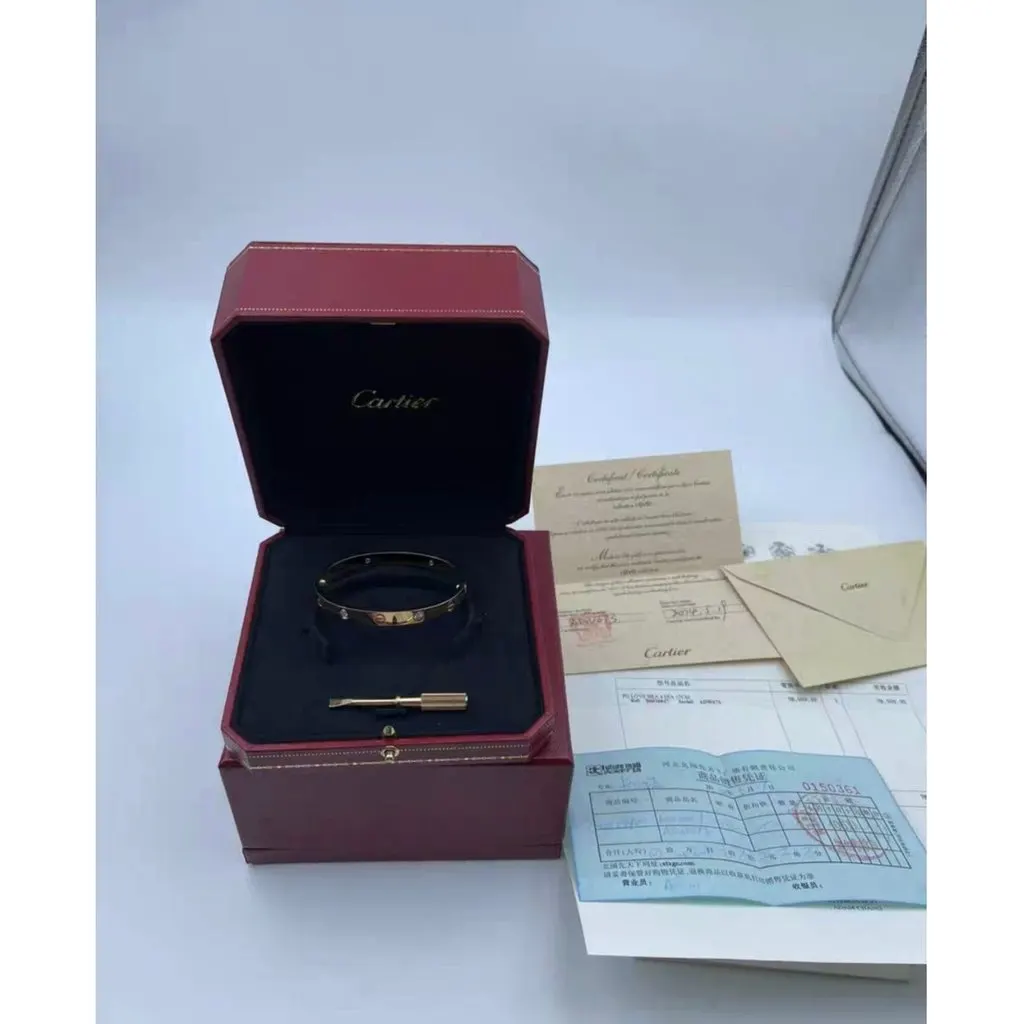 Cartier Love Pink Gold Bracelet MultiColor Very good - Model View