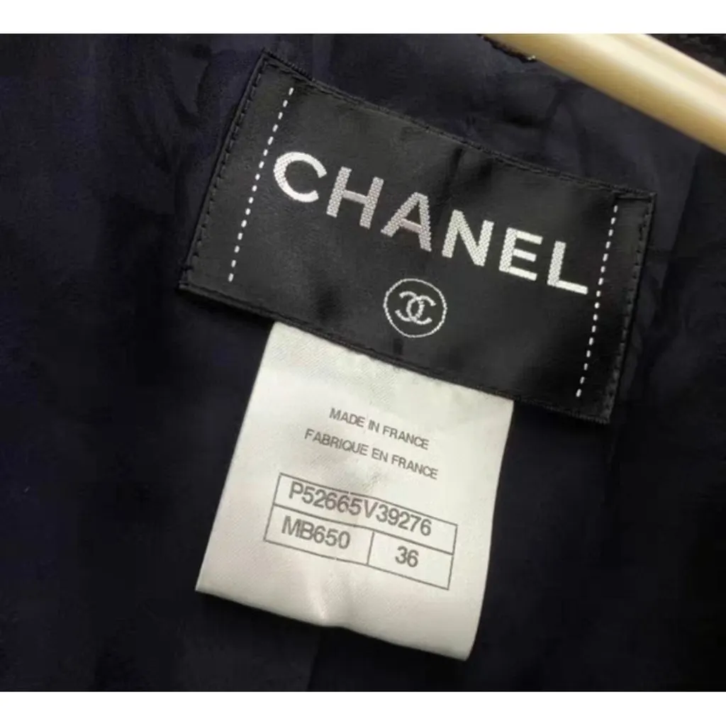 Chanel La Petite Veste Noire Black Cotton Jacket Black Cotton Very good - Model View