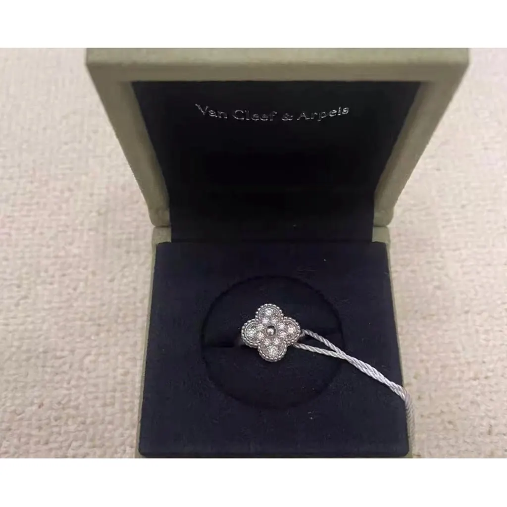 Van Cleef & Arpels Vintage Alhambra White Gold Ring White White Gold Very good - Inside View