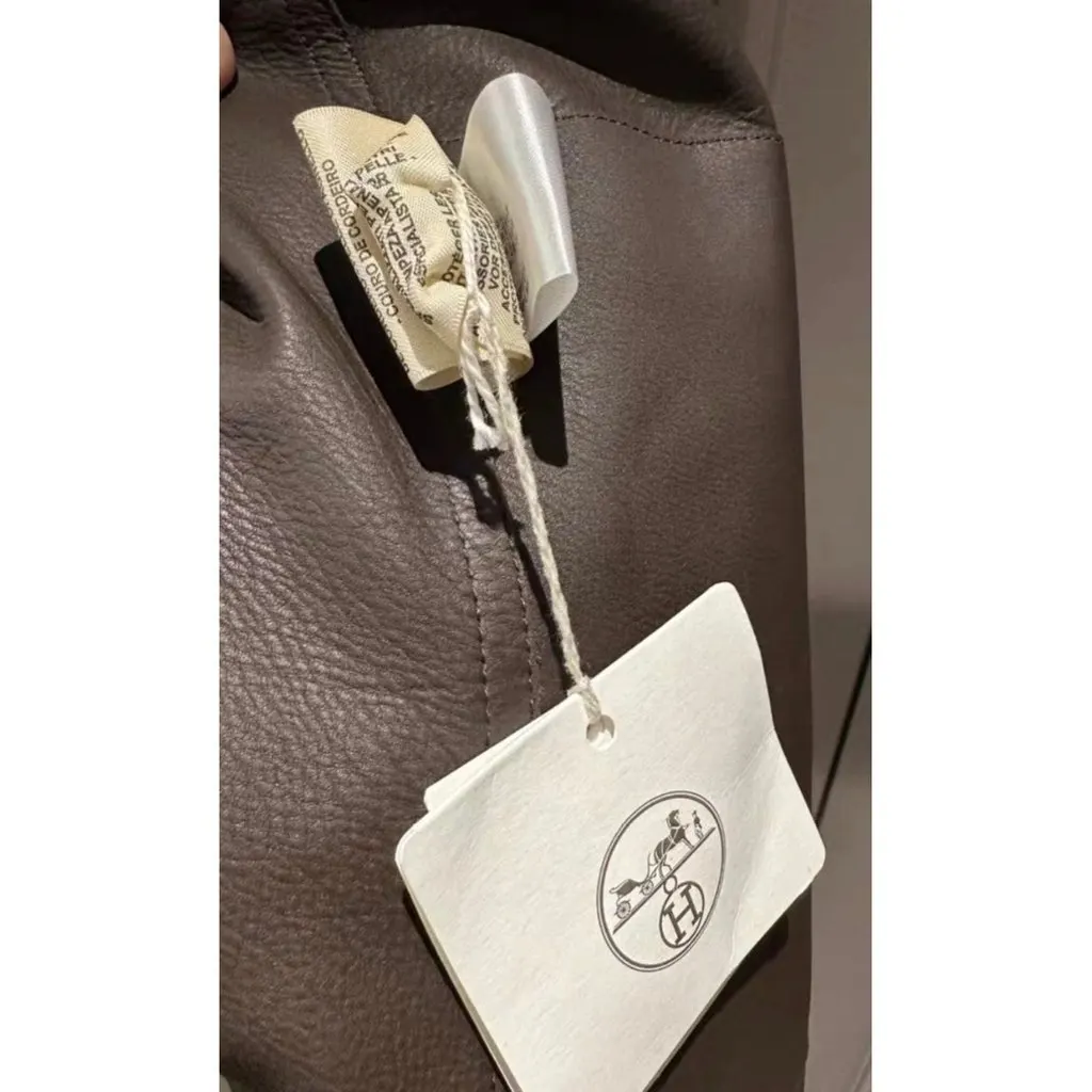 Hermes Khaki Leather Coat Khaki Leather Never worn, with tag - Box View