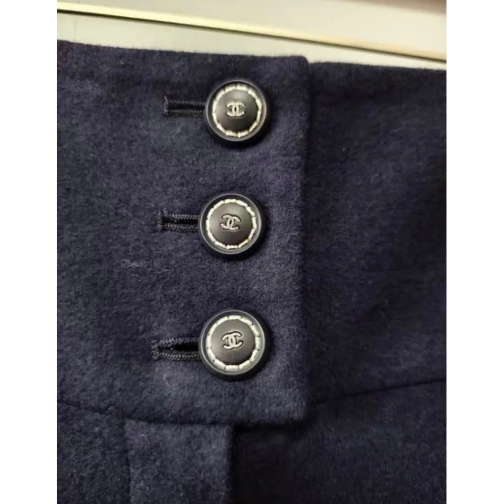 Chanel Navy Wool Trousers Navy Wool Very good - Back View