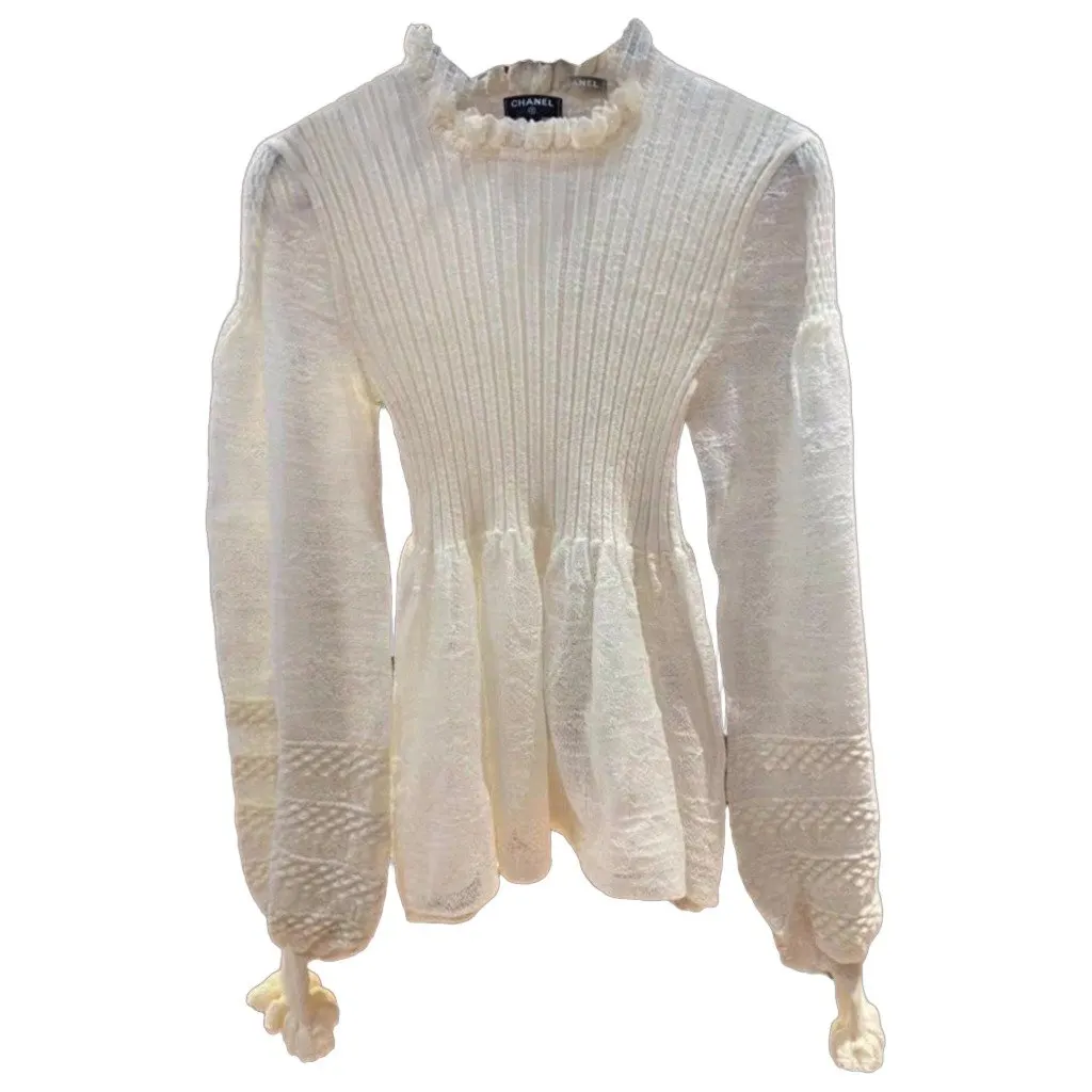 Chanel Ecru Wool Knitwear Ecru Wool Very good - Front View