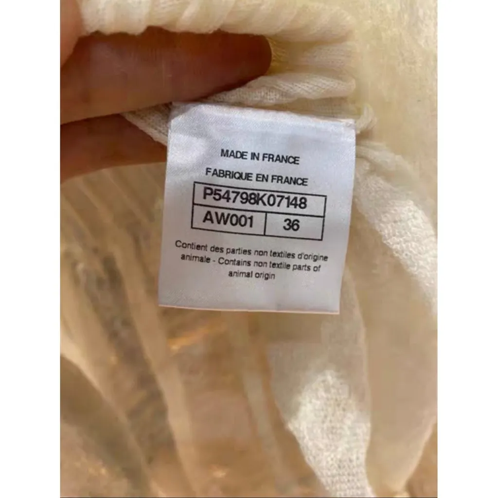 Chanel Ecru Wool Knitwear Ecru Wool Very good - Inside View
